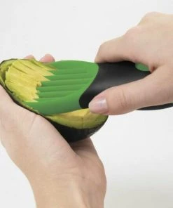 OXO Good Grips 3-in-1-Avocadoschneider In Grün -Bialetti-shop 1252180 4 l