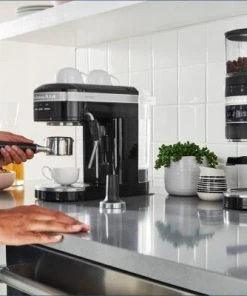 KitchenAid Halbautomatische Espressomaschine ARTISAN In Gusseisen Schwarz -Bialetti-shop P200263kp 018z EMEA OB