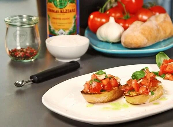 Triangle Tomatenentstieler Spirit 4 Triangle Tomatenentstieler Spirit – Bild 4